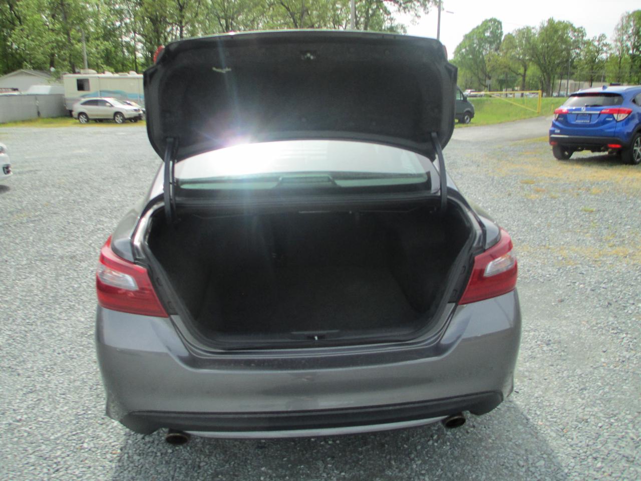 Nissan Altima 2.5 SL Sedan 2018