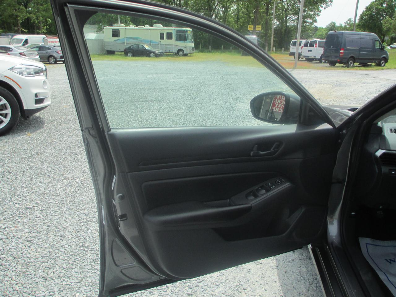 Nissan Altima 2.5 S Sedan 2023