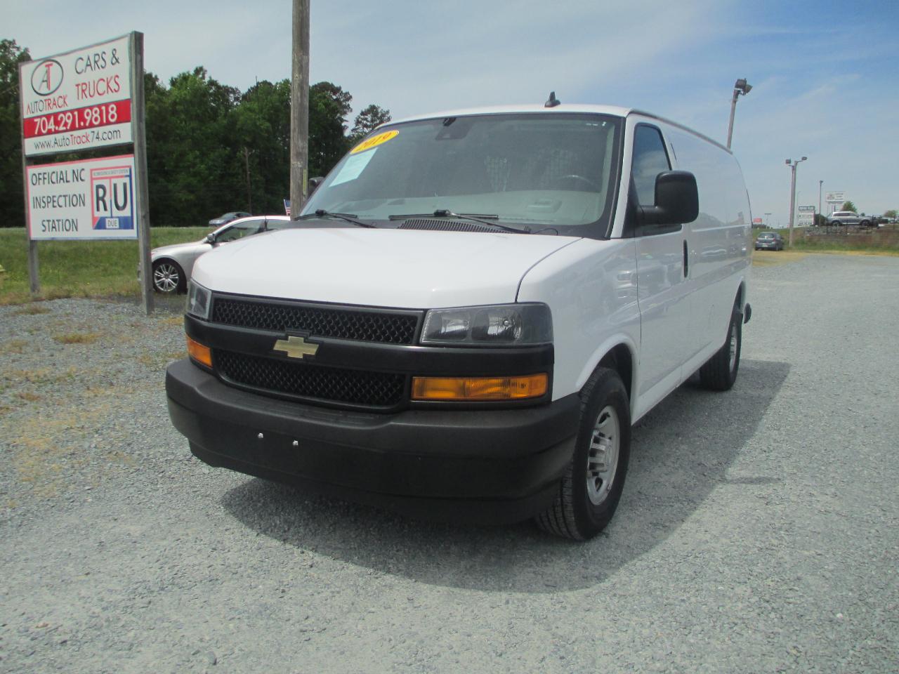 Chevrolet Express Cargo Van RWD 2500 135" 2019