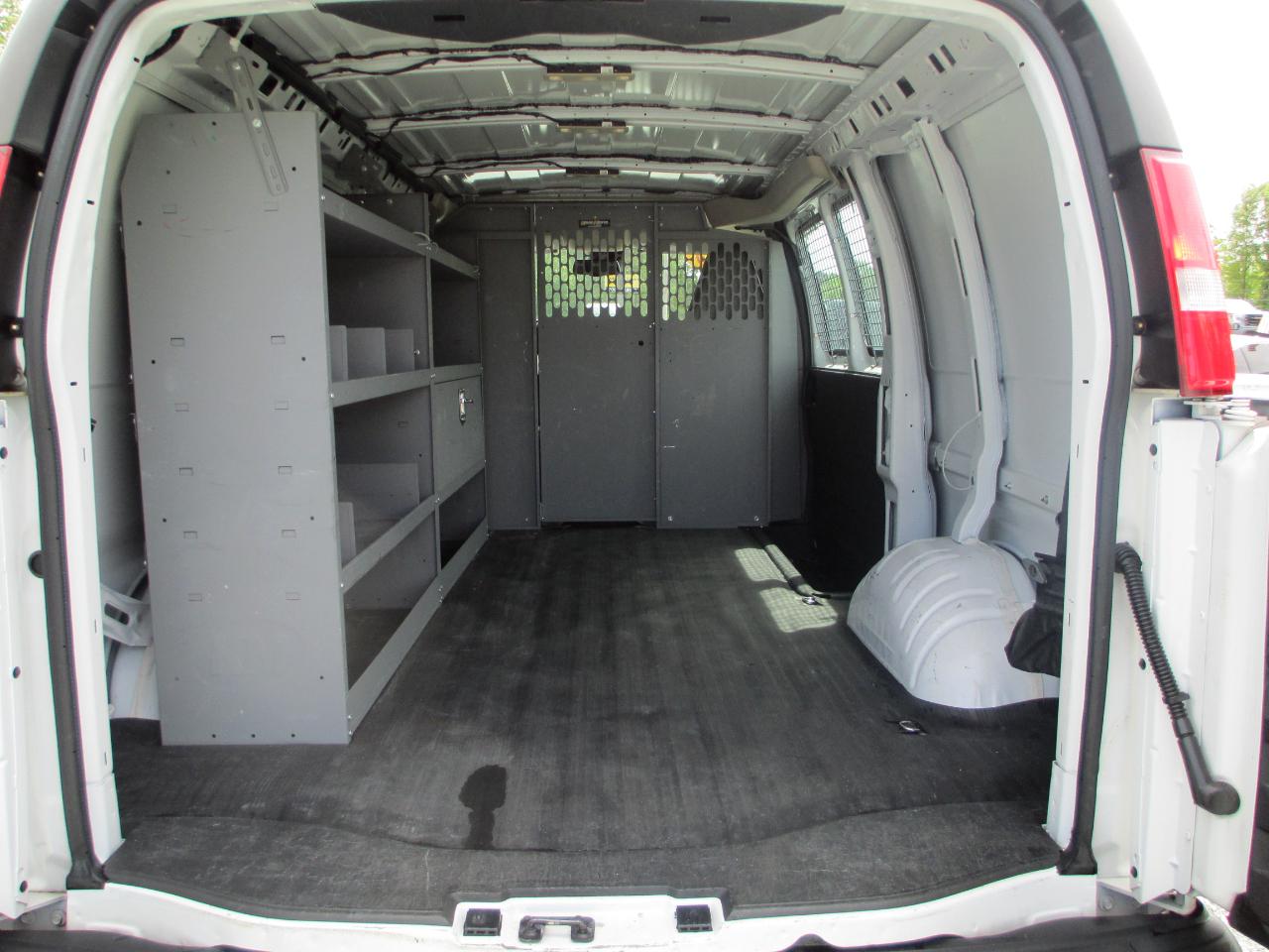 Chevrolet Express Cargo Van RWD 2500 135" 2019