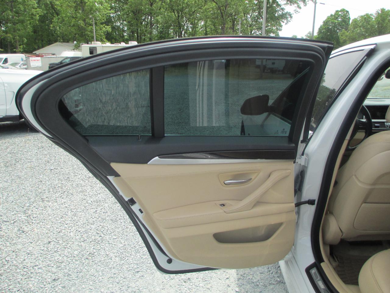 BMW 5 Series 4dr Sdn 535i RWD 2015