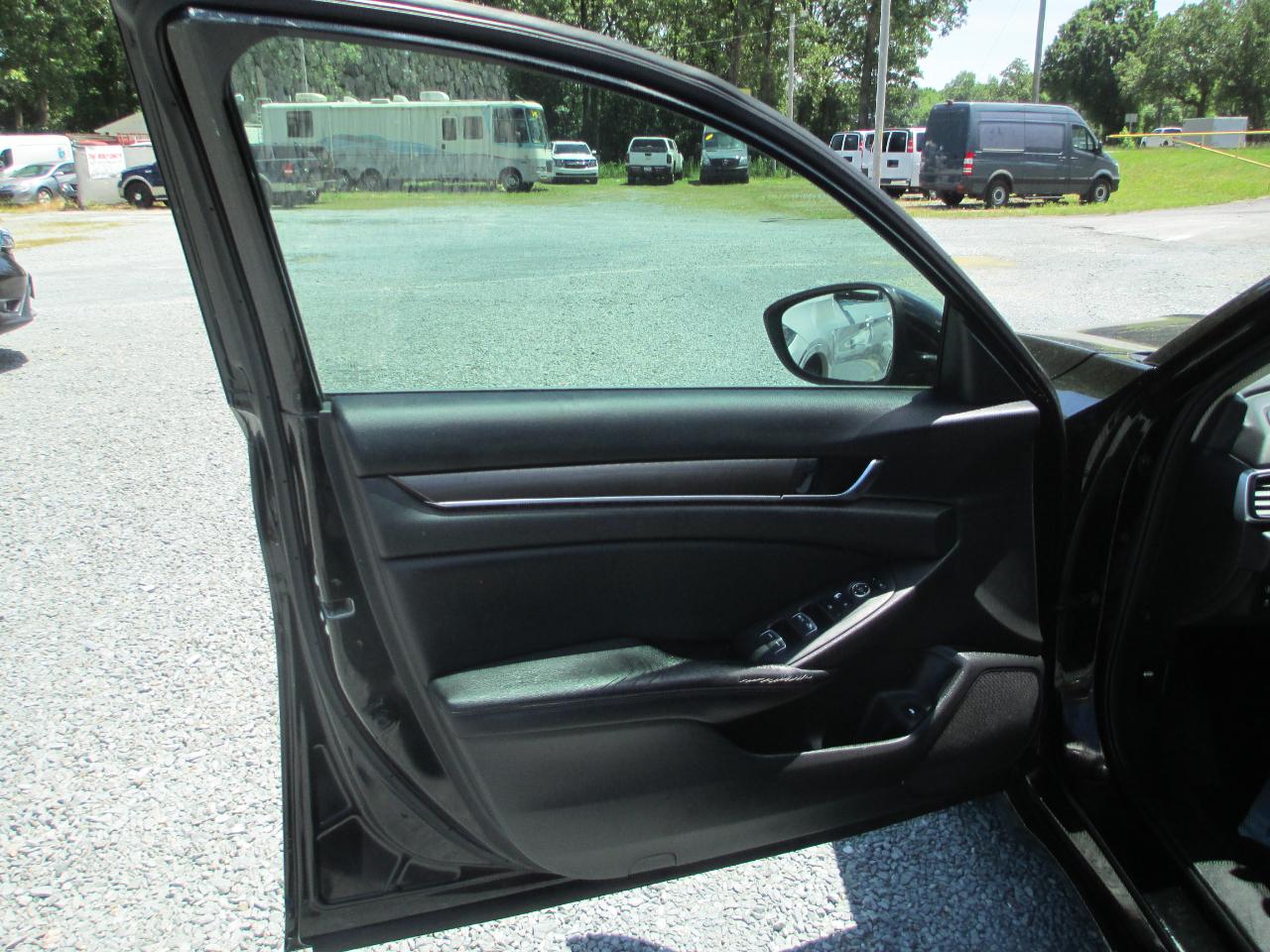 Honda Accord Sedan LX 1.5T CVT 2018