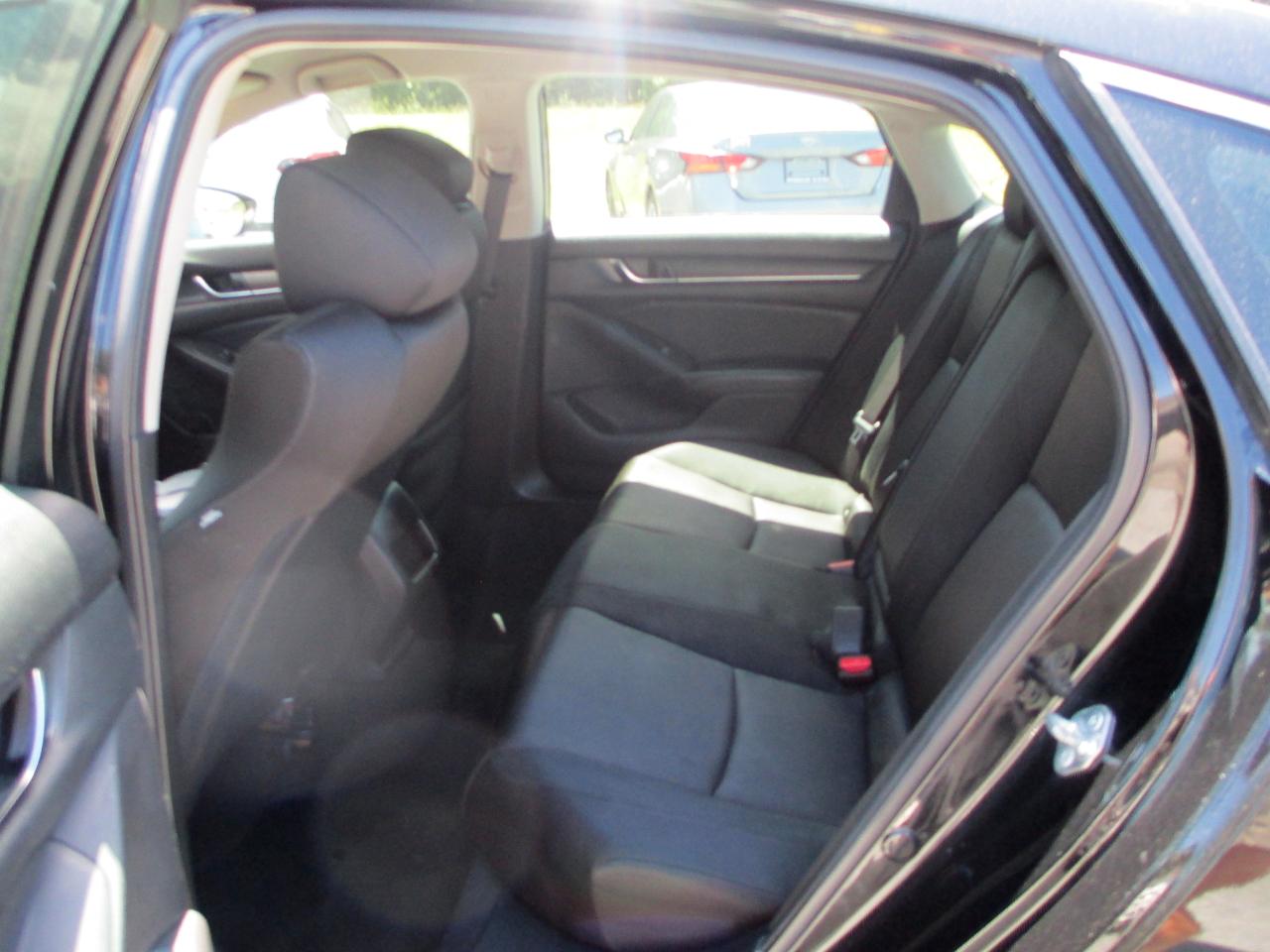 Honda Accord Sedan LX 1.5T CVT 2018
