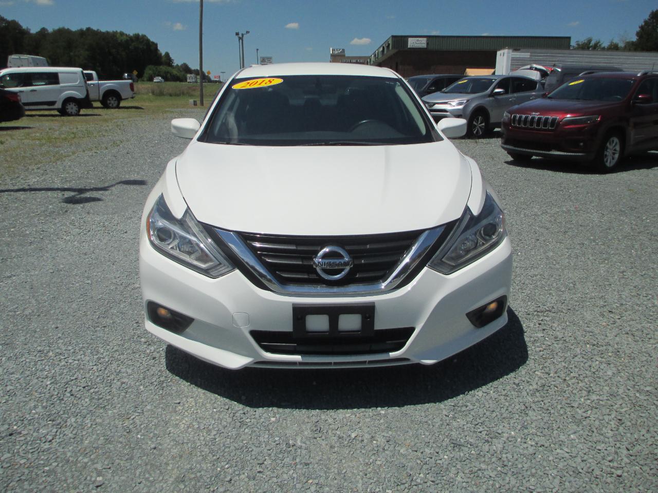 Nissan Altima 2.5 SV Sedan 2018