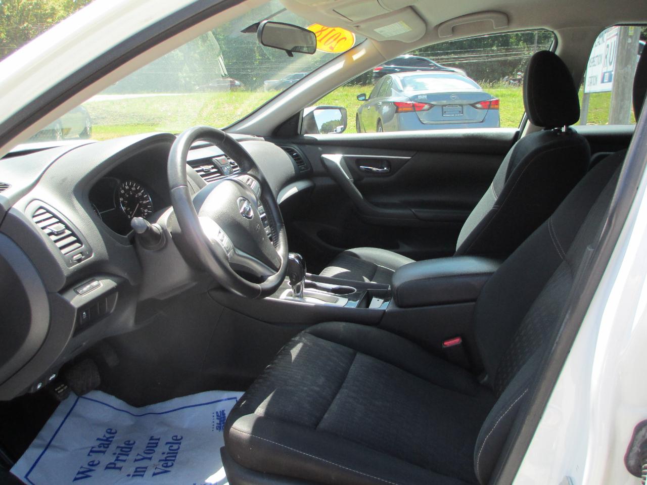 Nissan Altima 2.5 SV Sedan 2018