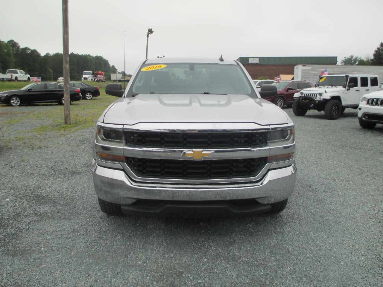 Chevrolet Silverado 1500 2WD Crew Cab 143.5" LT w/1LT 2016