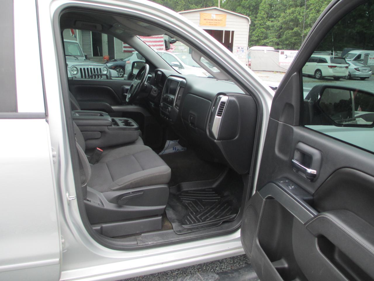 Chevrolet Silverado 1500 2WD Crew Cab 143.5" LT w/1LT 2016