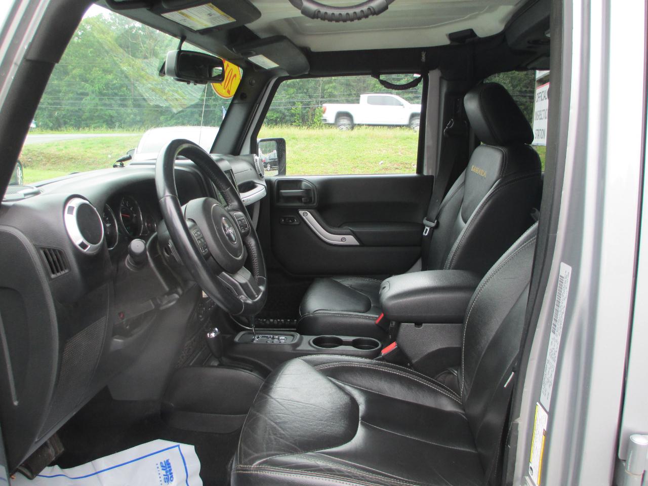 Jeep Wrangler Unlimited 4WD 4dr Sahara 2015