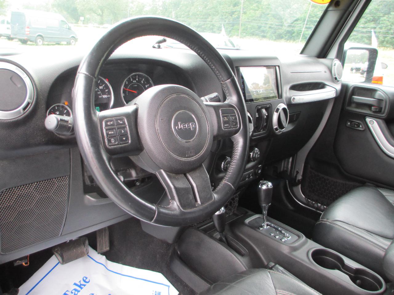 Jeep Wrangler Unlimited 4WD 4dr Sahara 2015