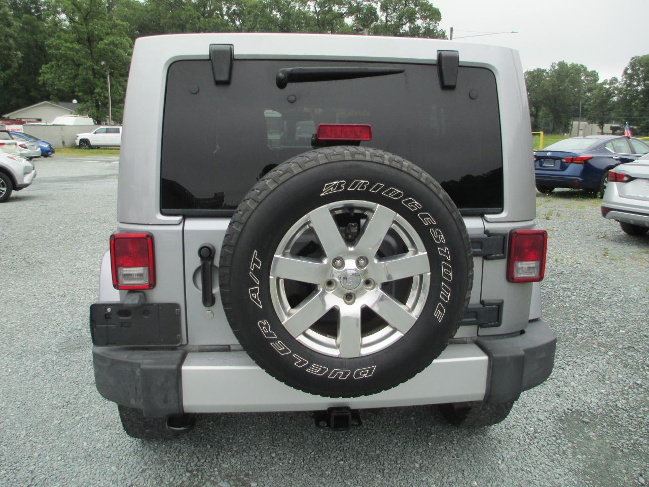 Jeep Wrangler Unlimited 4WD 4dr Sahara 2015