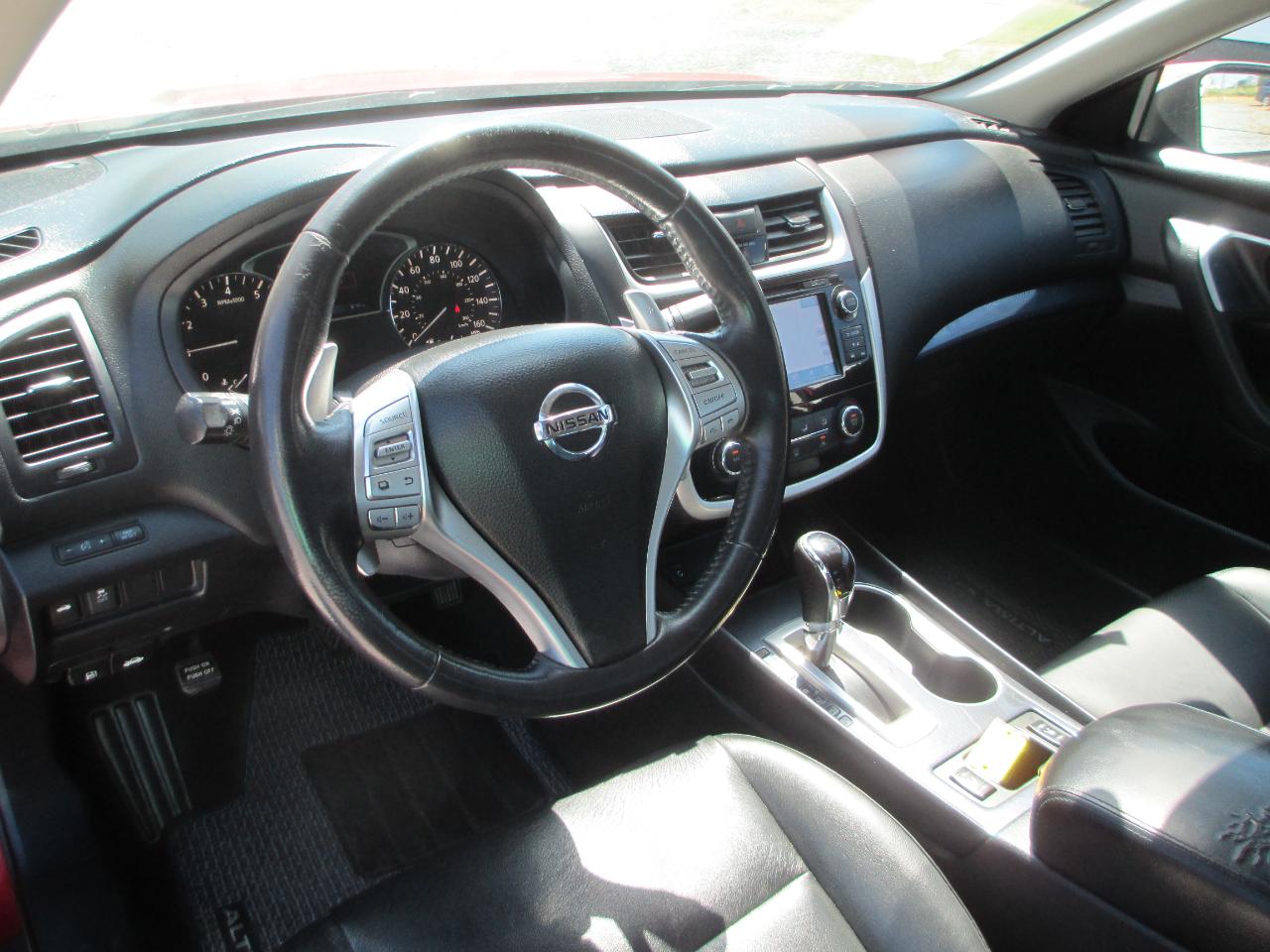 Nissan Altima 2.5 SR Sedan 2018