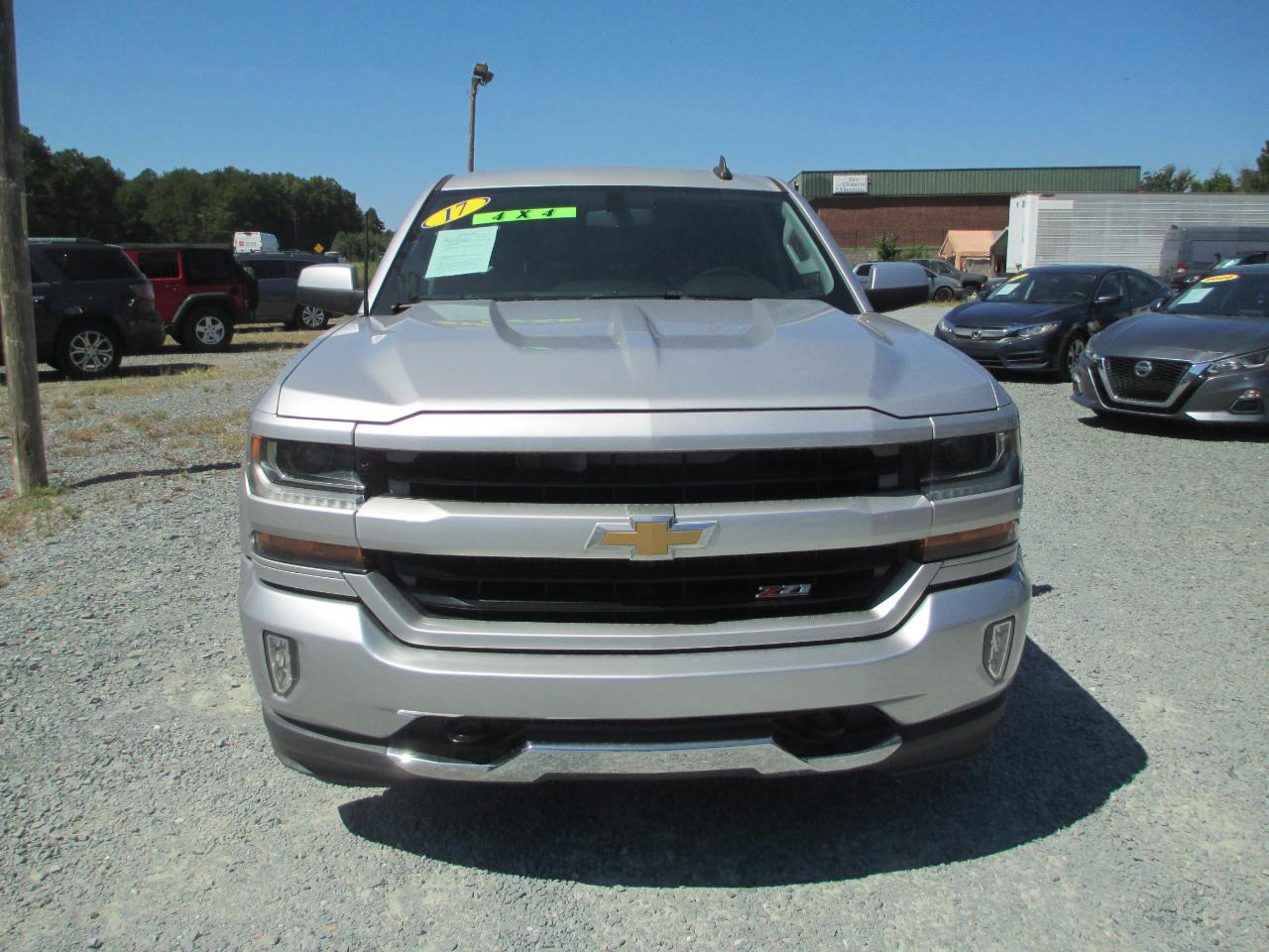 Chevrolet Silverado 1500 4WD Crew Cab 143.5" LT w/2LT 2017