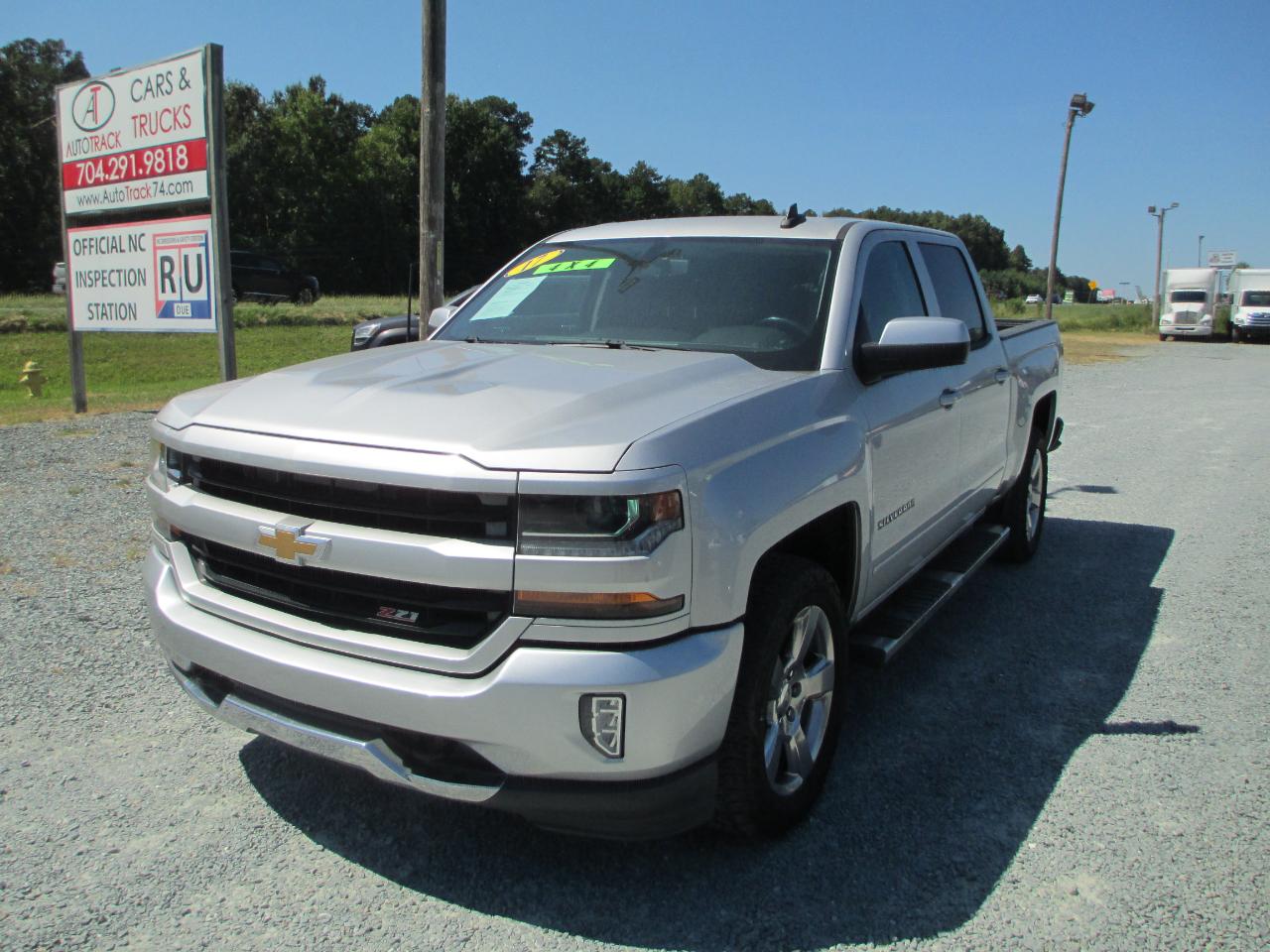 Chevrolet Silverado 1500 4WD Crew Cab 143.5" LT w/2LT 2017