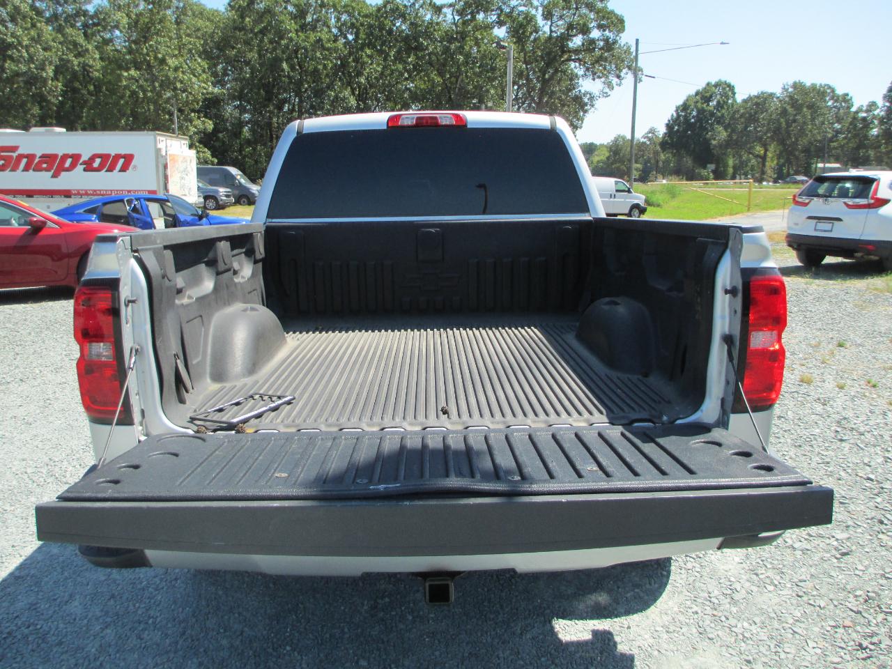 Chevrolet Silverado 1500 4WD Crew Cab 143.5" LT w/2LT 2017