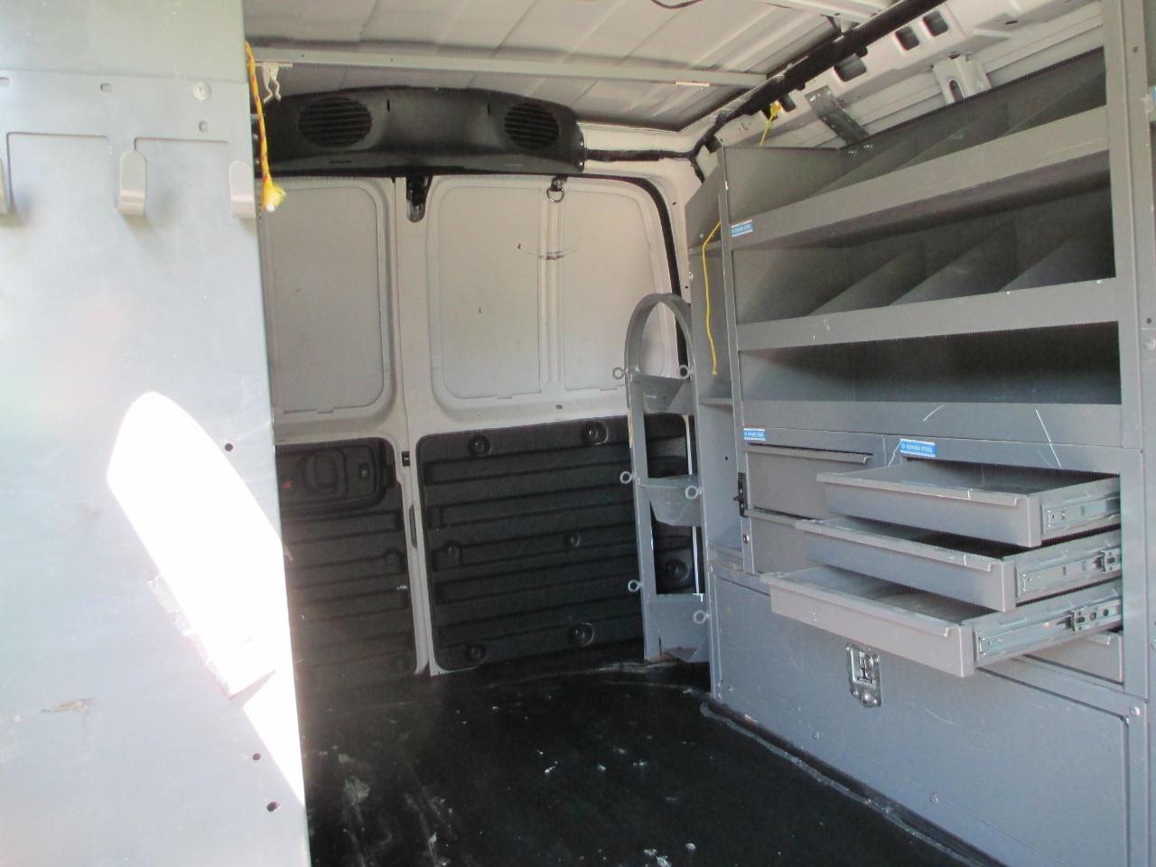 Chevrolet Express Cargo Van RWD 2500 135" 2017