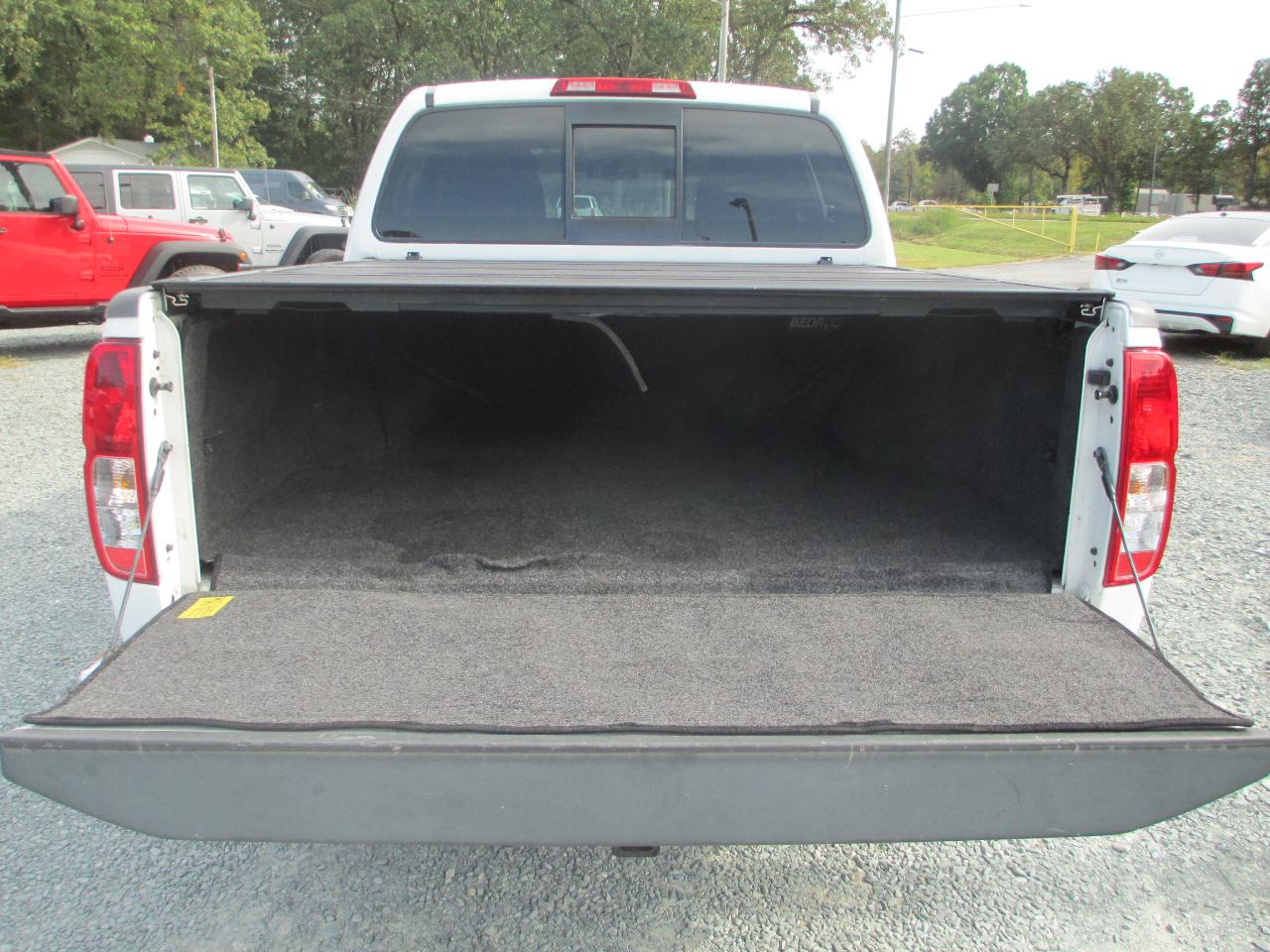 Nissan Frontier Crew Cab 4x2 SV V6 Auto 2018