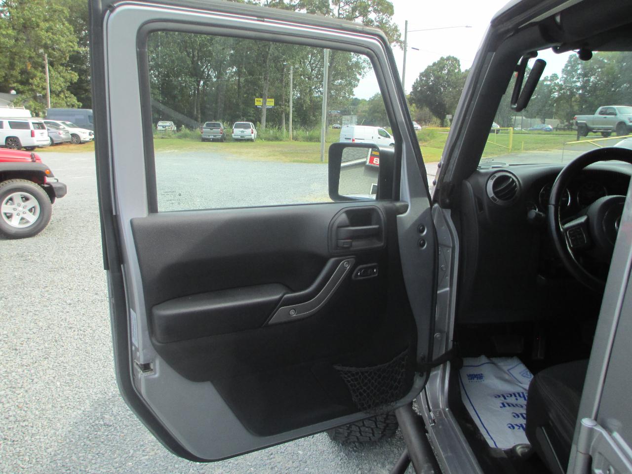 Jeep Wrangler Unlimited 4WD 4dr Sport 2015