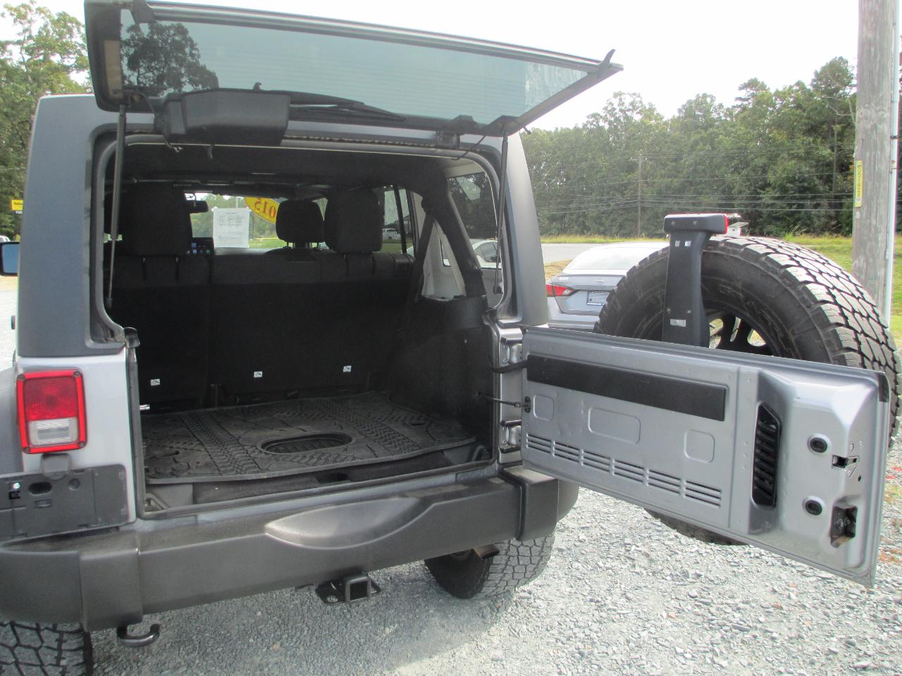 Jeep Wrangler Unlimited 4WD 4dr Sport 2015