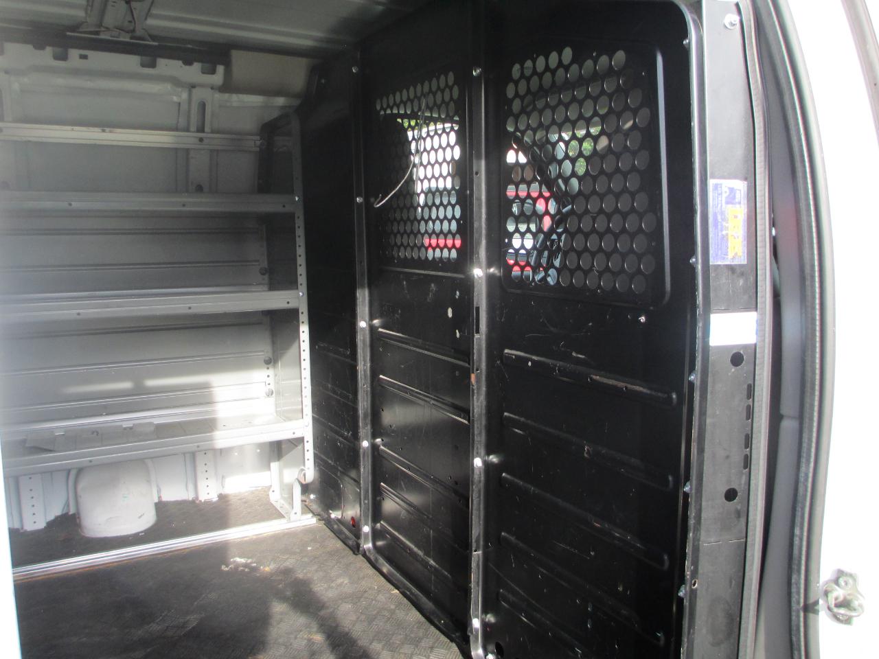 Chevrolet Express Cargo Van RWD 2500 135" 2020