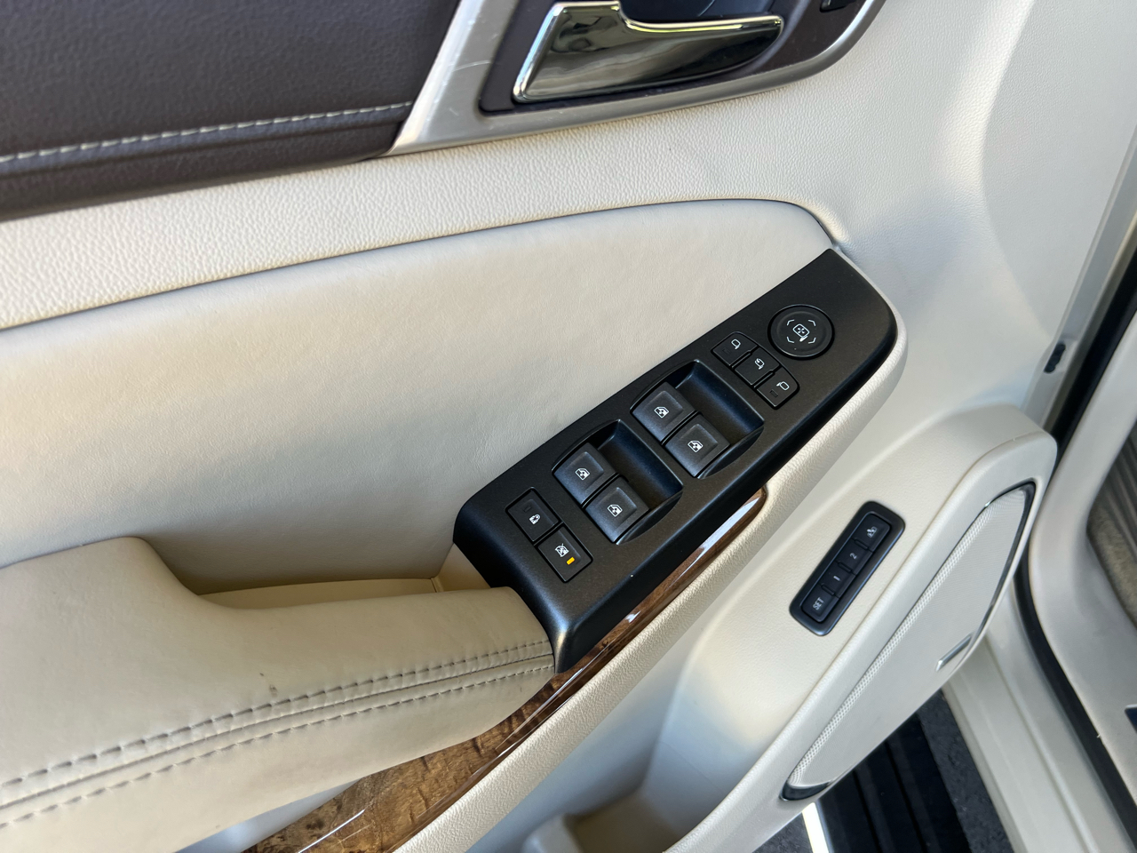 GMC Yukon Denali Denali 2015 GMC Yukon Denali Denali 2015