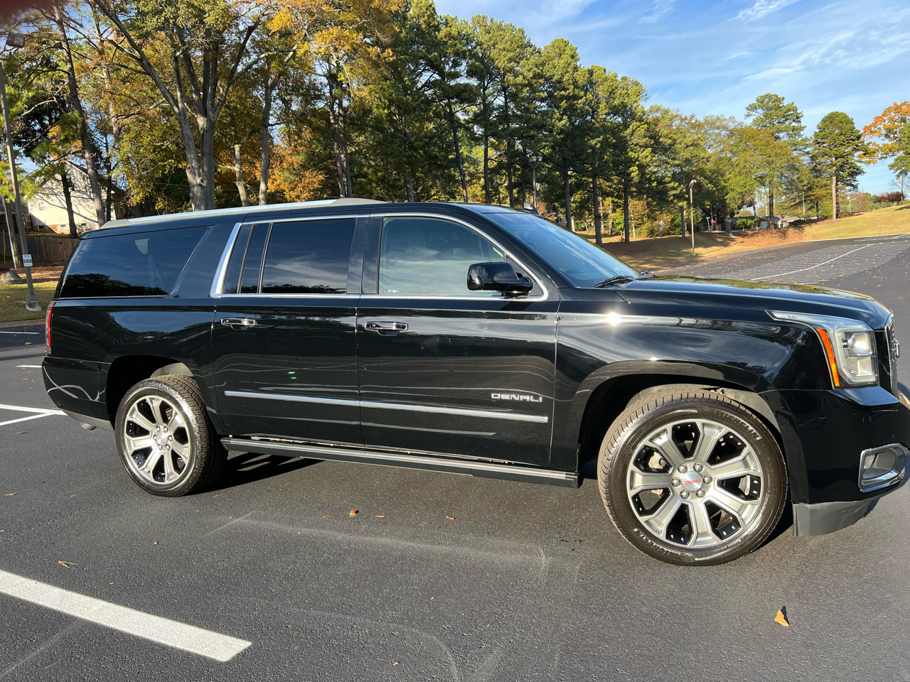 2017 GMC Yukon XL Denali 2WD
