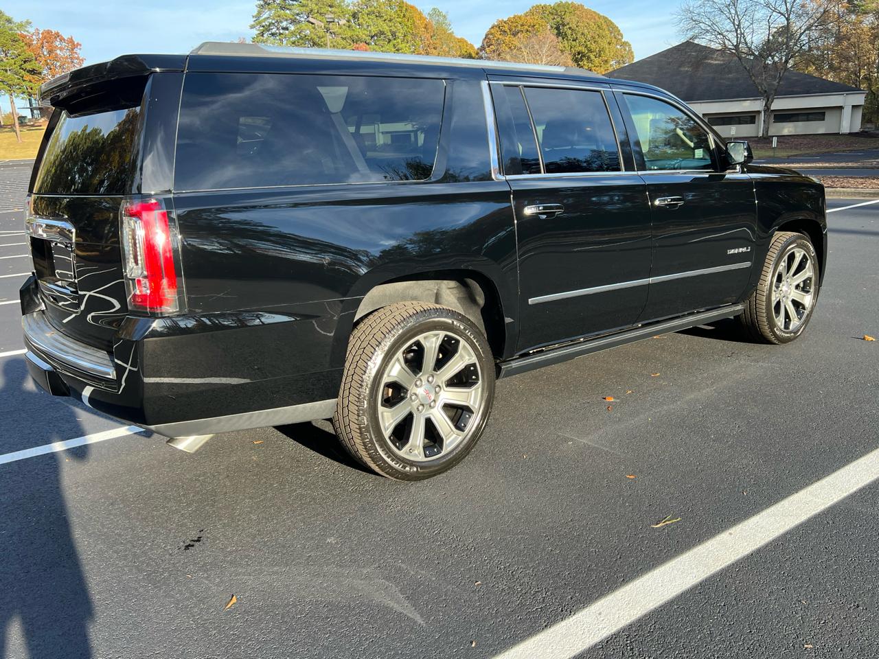 GMC Yukon XL Denali 2WD 2017
