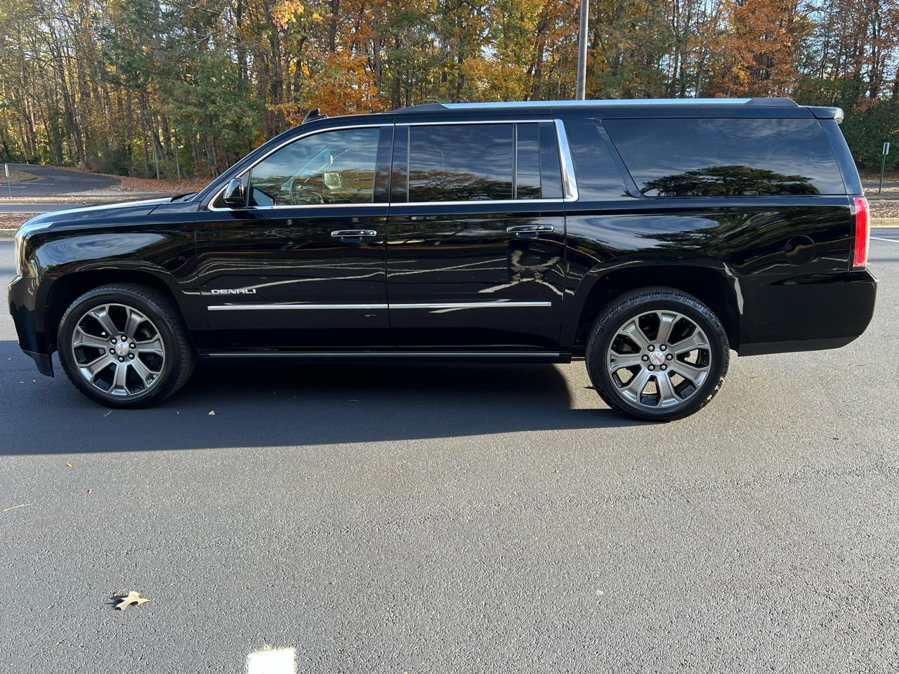 GMC Yukon XL Denali 2WD 2017