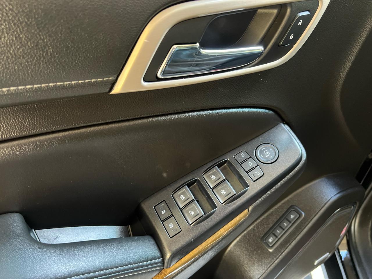 GMC Yukon XL Denali 2WD 2017