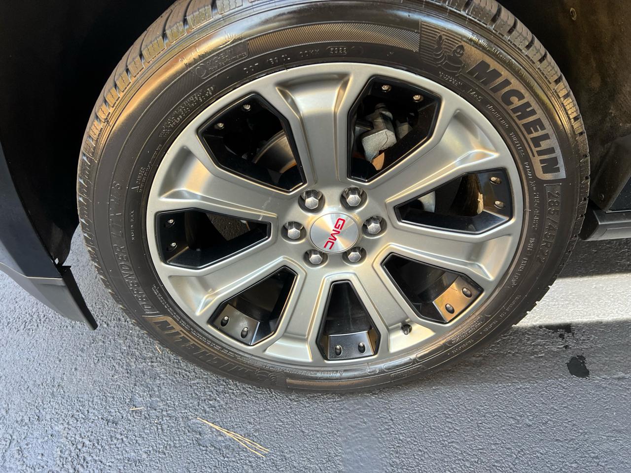 GMC Yukon XL Denali 2WD 2017