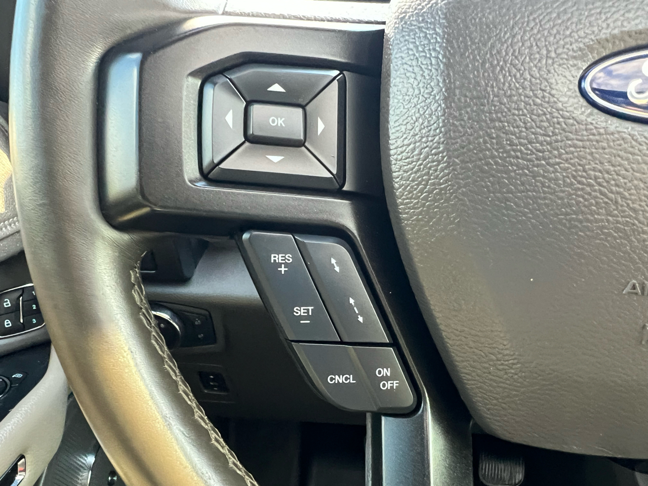 Ford Expedition  2019