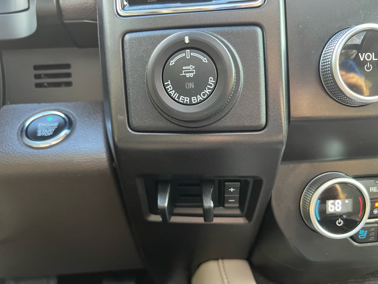 Ford Expedition  2019