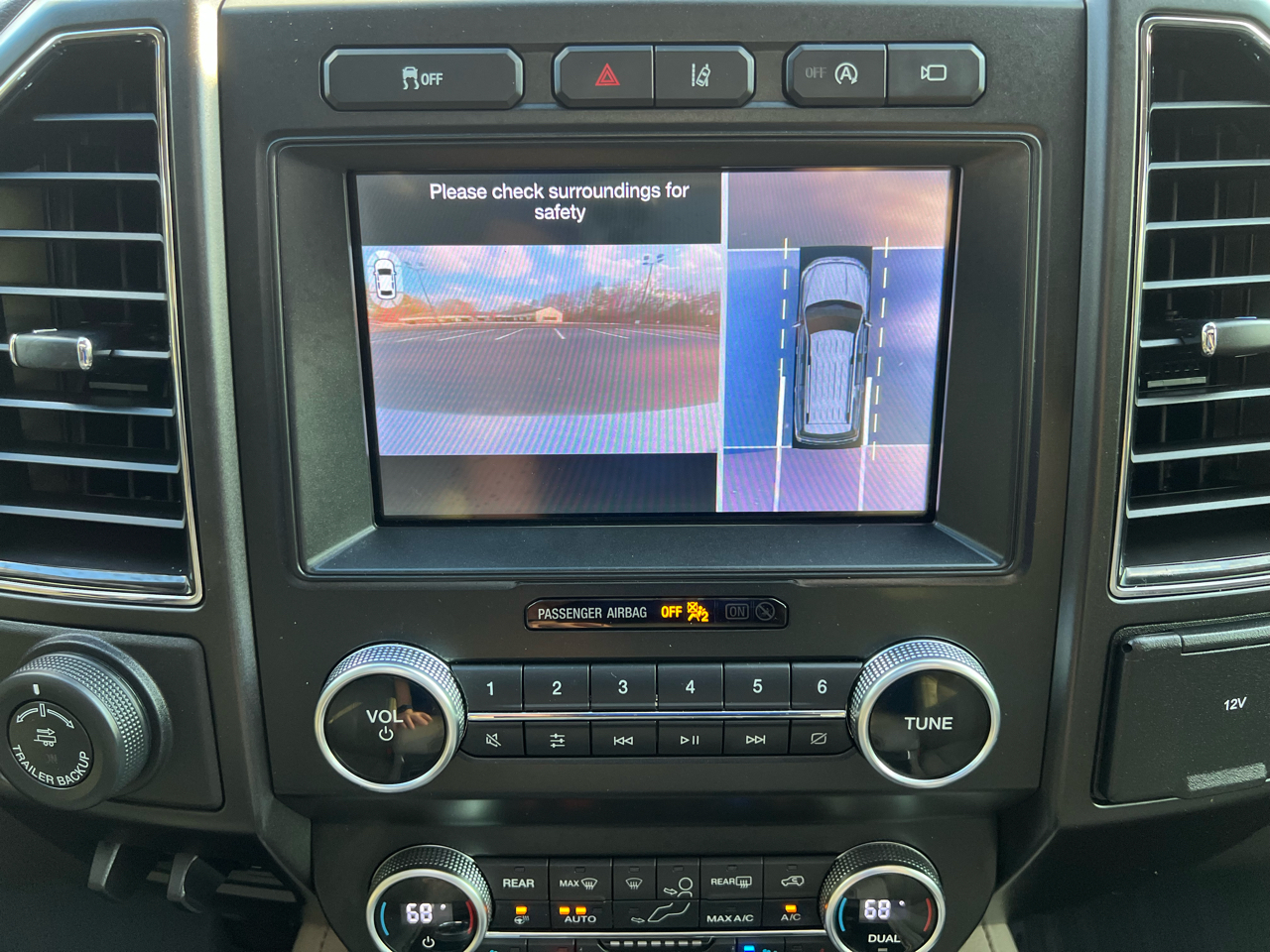 Ford Expedition  2019