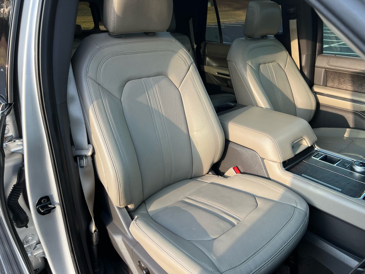 Ford Expedition  2019