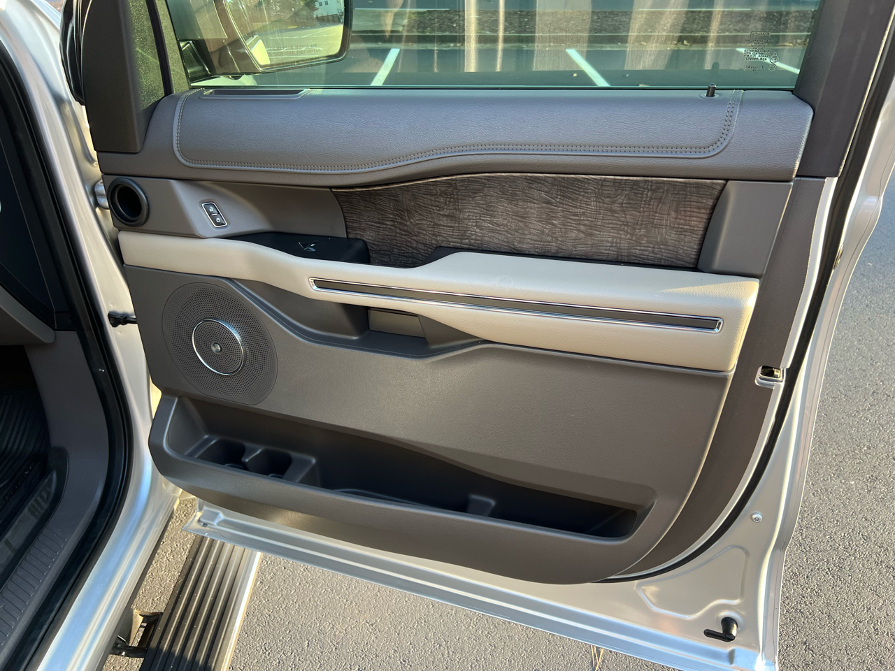 Ford Expedition  2019