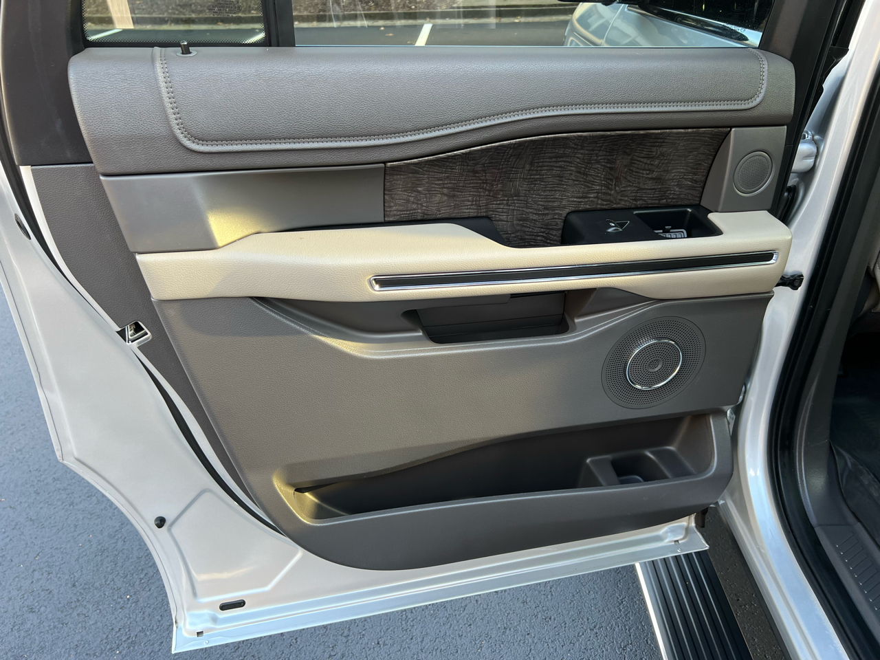 Ford Expedition  2019