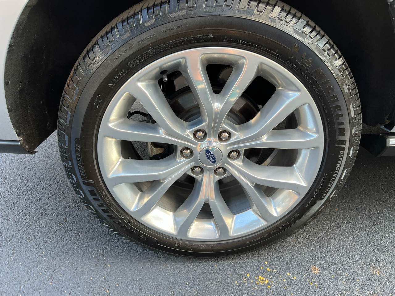 Ford Expedition  2019