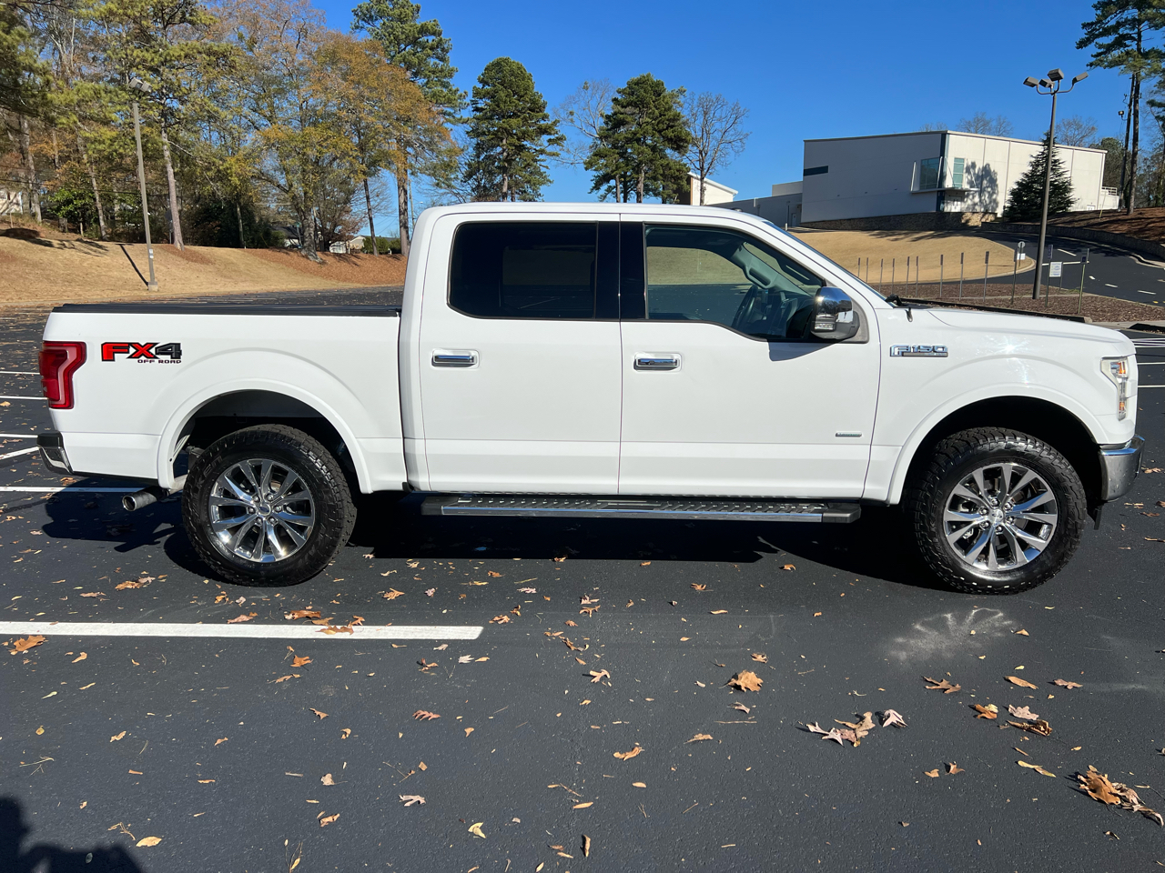 Ford F-150 FX4 SuperCrew 4WD 2017