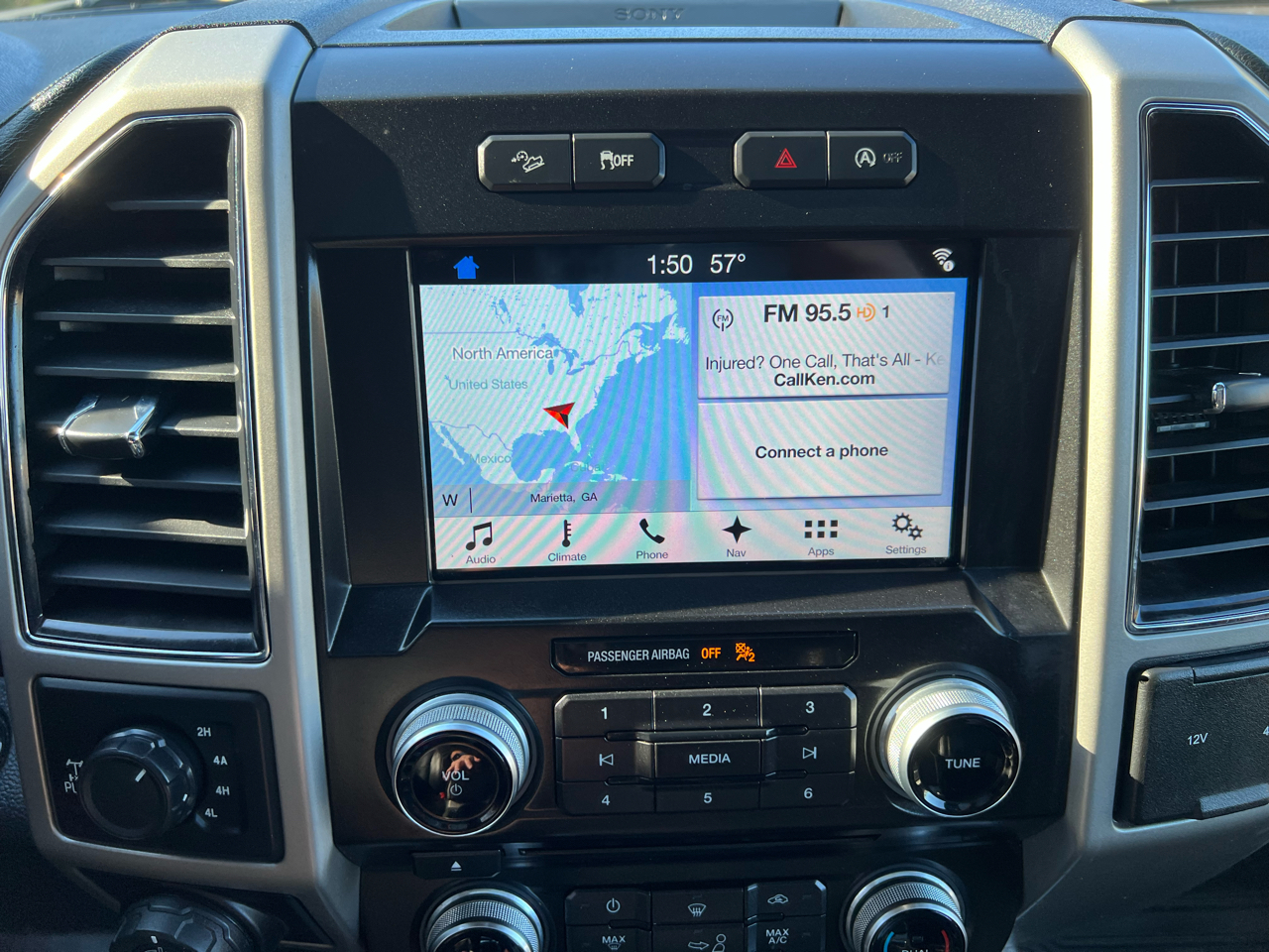 Ford F-150 FX4 SuperCrew 4WD 2017