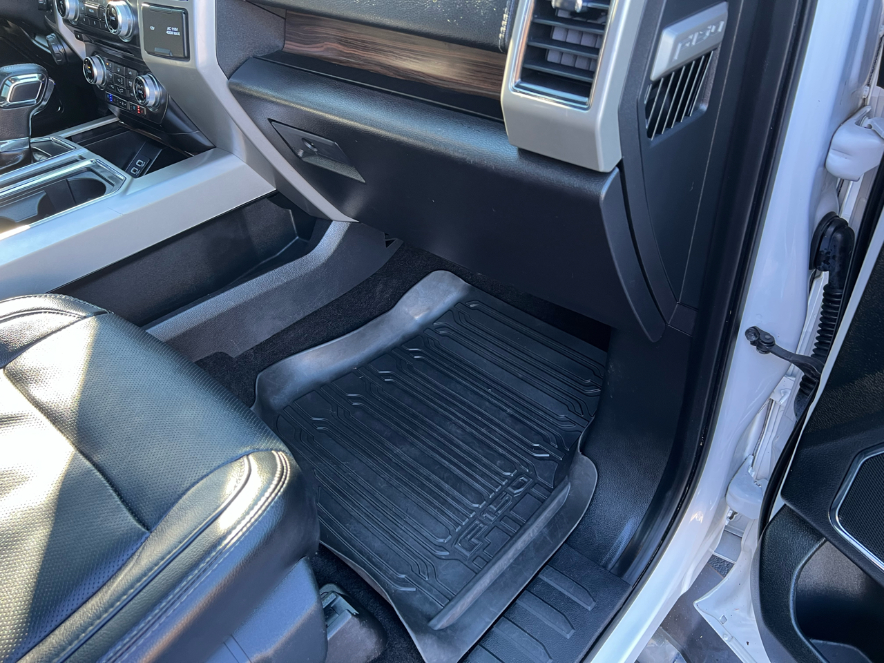 Ford F-150 FX4 SuperCrew 4WD 2017