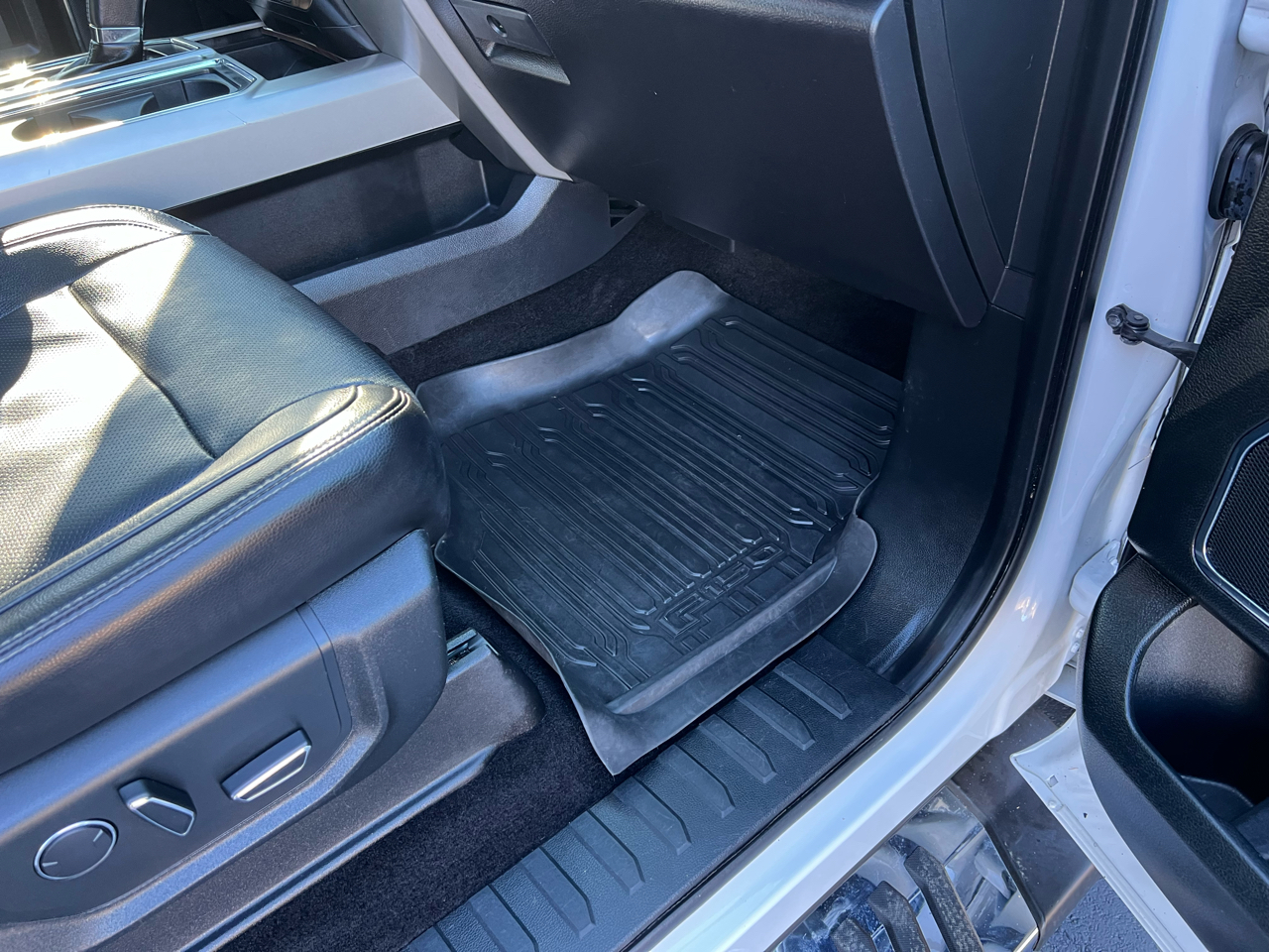 Ford F-150 FX4 SuperCrew 4WD 2017