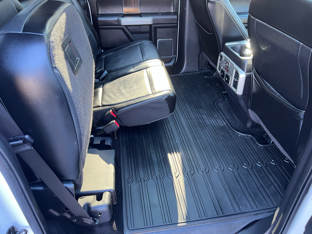 Ford F-150 FX4 SuperCrew 4WD 2017