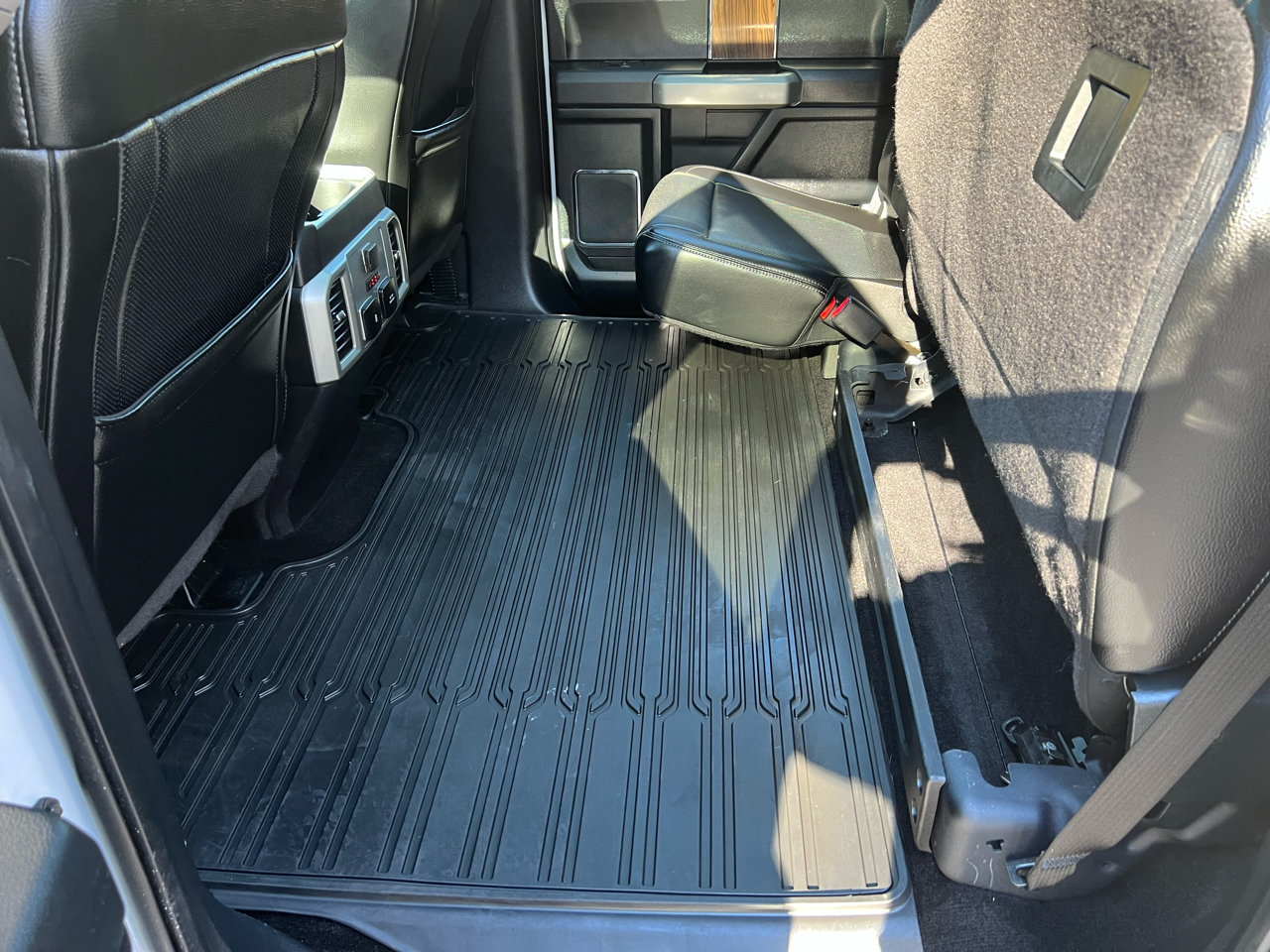 Ford F-150 FX4 SuperCrew 4WD 2017