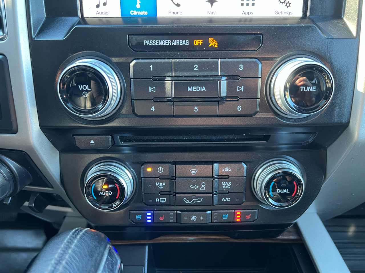 Ford F-150 FX4 SuperCrew 4WD 2017