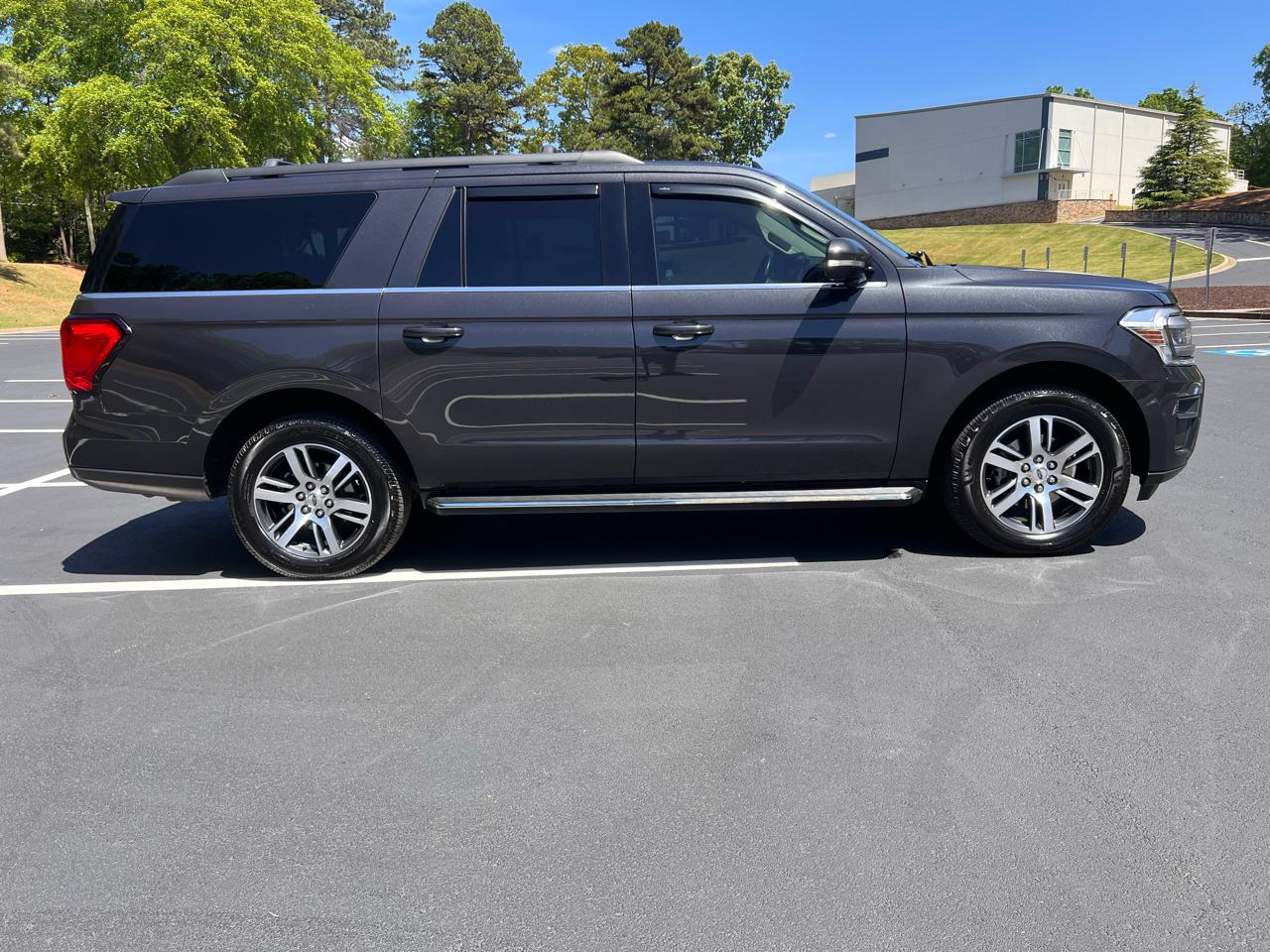 Ford Expedition MAX XLT 2022