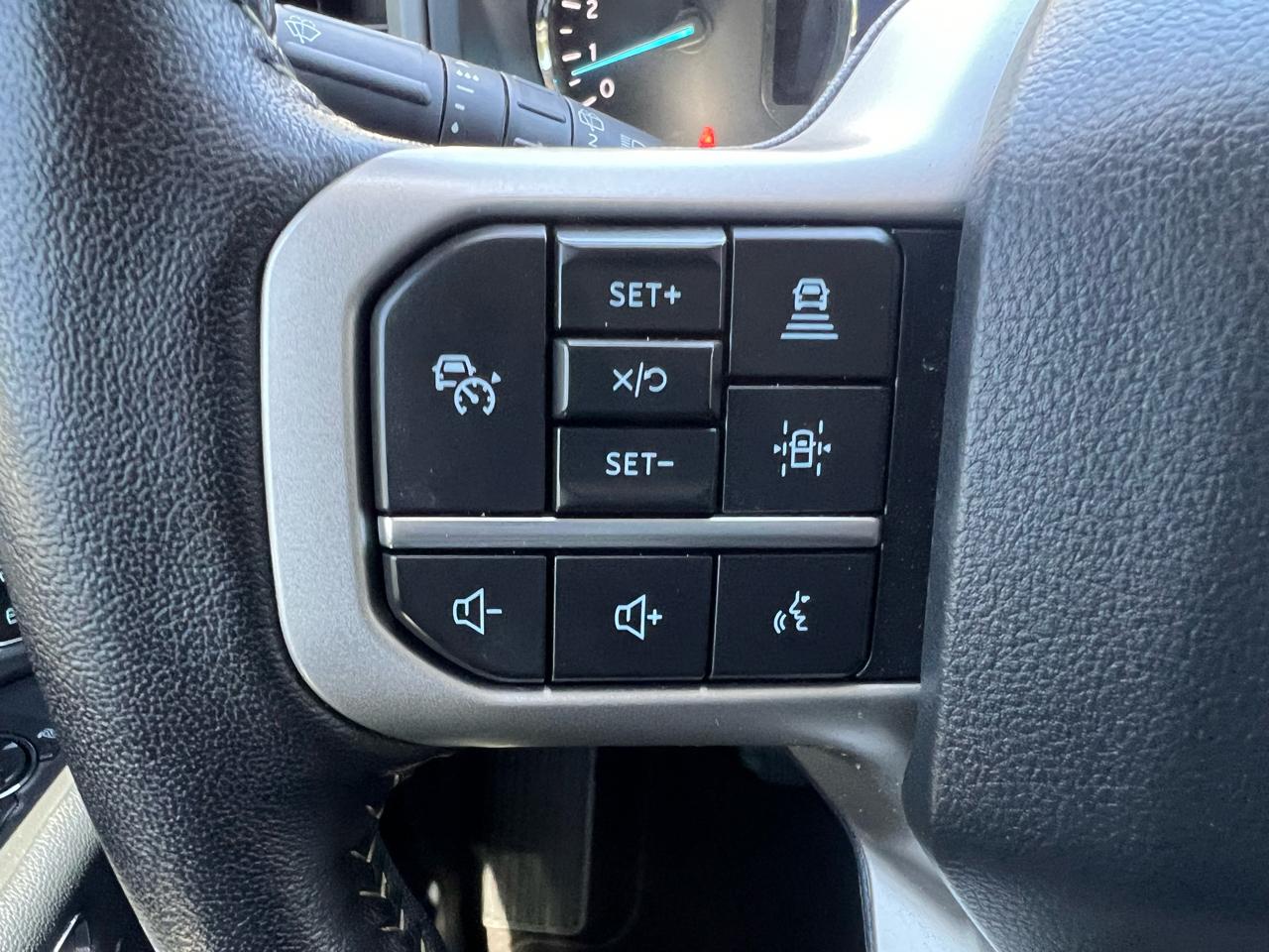 Ford Expedition MAX XLT 2022