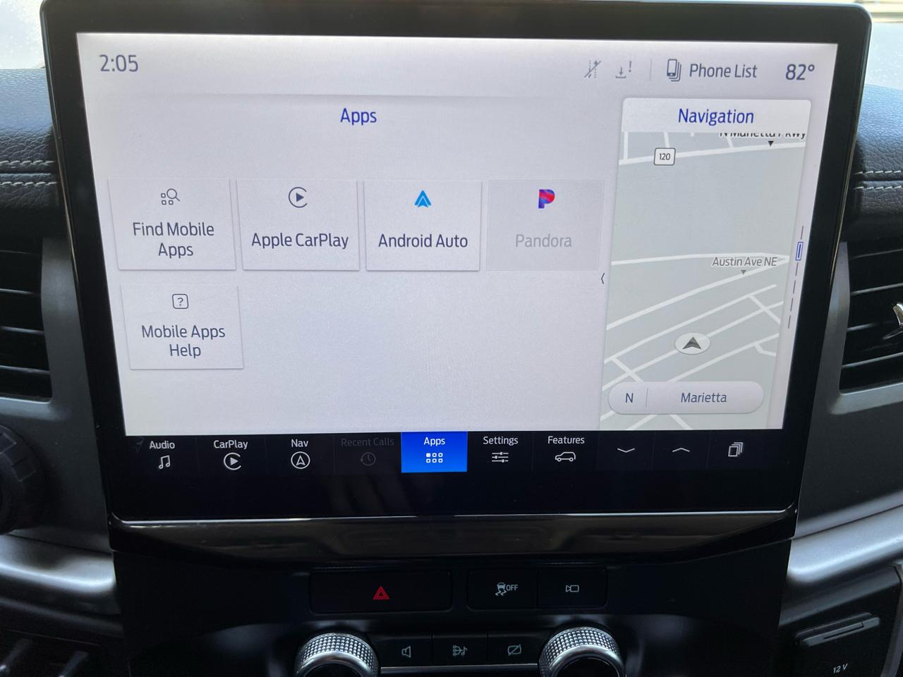 Ford Expedition MAX XLT 2022