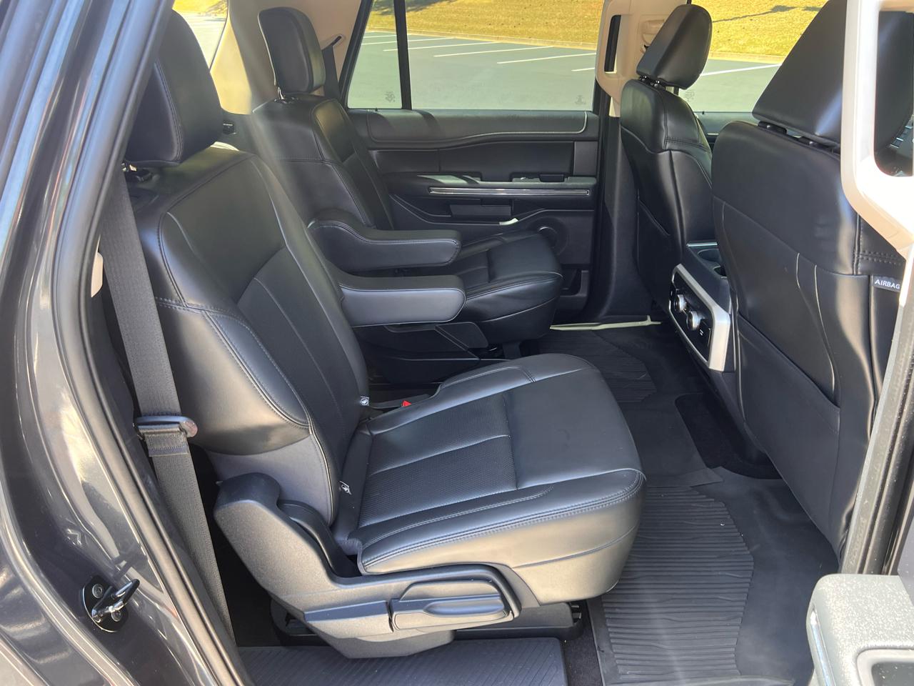 Ford Expedition MAX XLT 2022