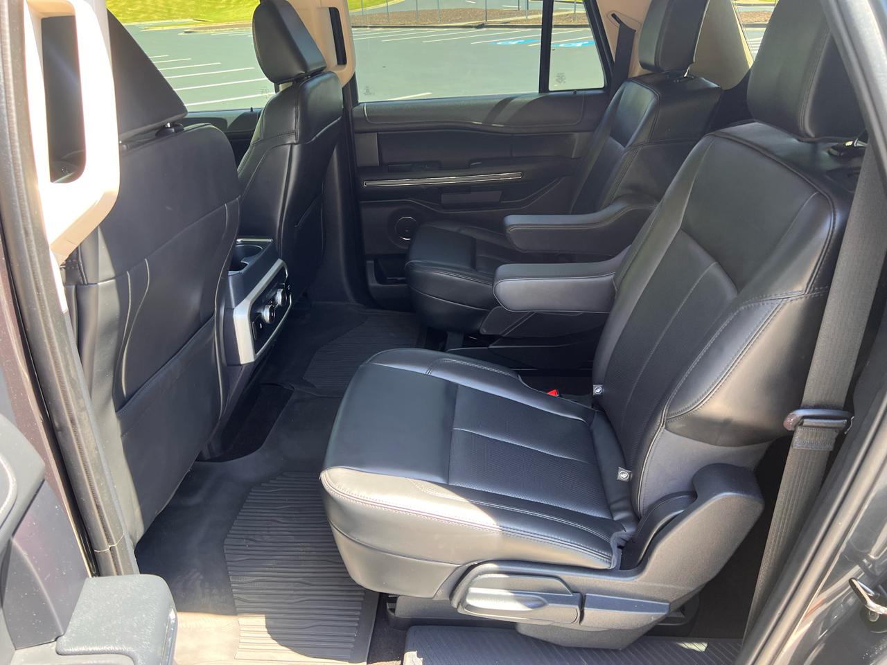 Ford Expedition MAX XLT 2022