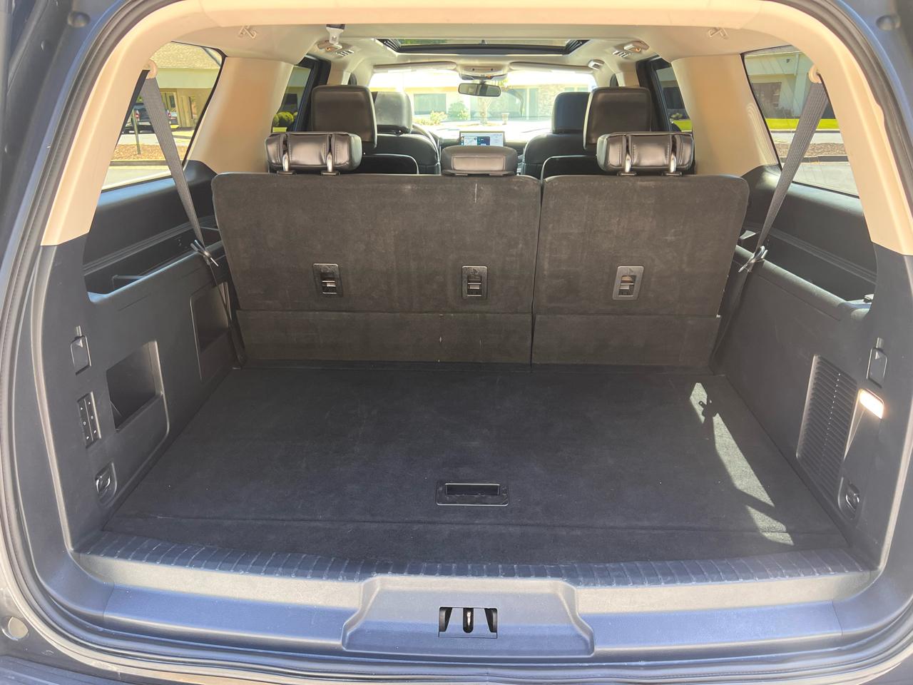 Ford Expedition MAX XLT 2022