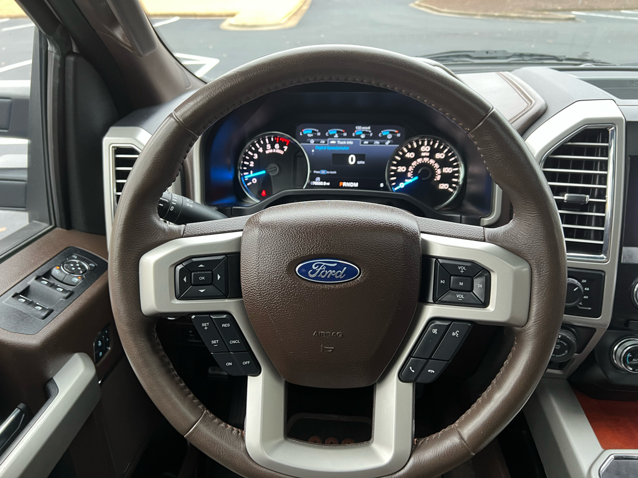 Ford F-150 King Ranch 4WD SuperCrew 5.5' Box 2017